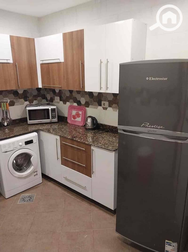 9 3572acf2-c044-421f-b3cd-3b8d4823f972. jpg