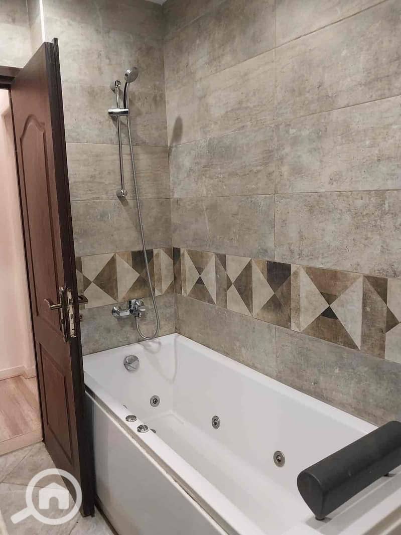 16 3bf03306-db81-4bd9-b6b7-7ad2f3bee717. jpg