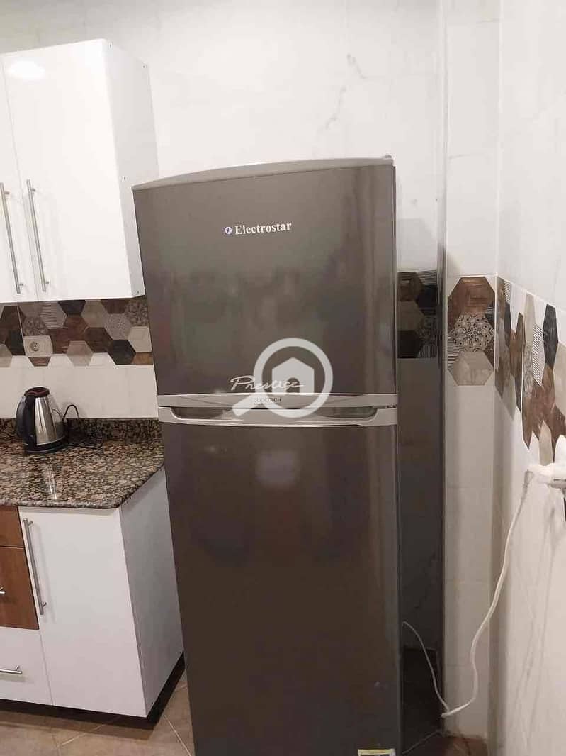 24 64ca9c43-7fa2-45e8-86cb-bb24058b7831. jpg