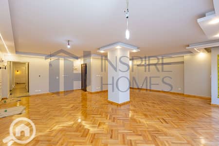 شقة 4 غرف نوم للبيع في جليم، الإسكندرية - 1. JPG