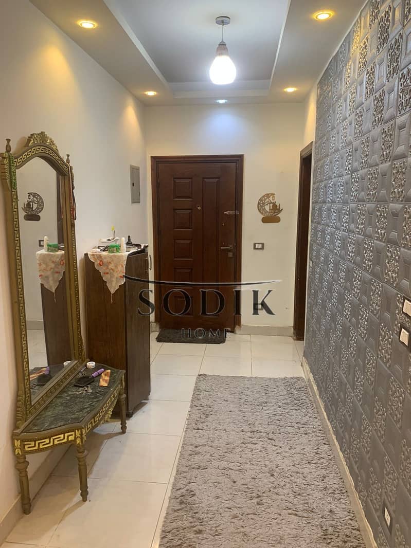 4 049d2b0b-7bdf-4d3c-bf9f-d24f522fef8a. jpg