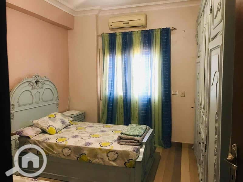 8 302d52a7-cb7e-4e1e-a2ef-298d427bc92d. jpg