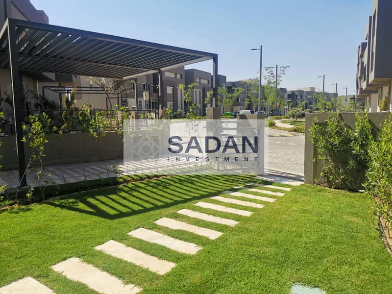 3 598798222_25346441448311202_8355123674417925554_n. jpg