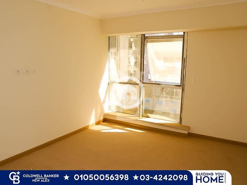 8 494098823_1103230315156935_4998668861867944917_n. jpg