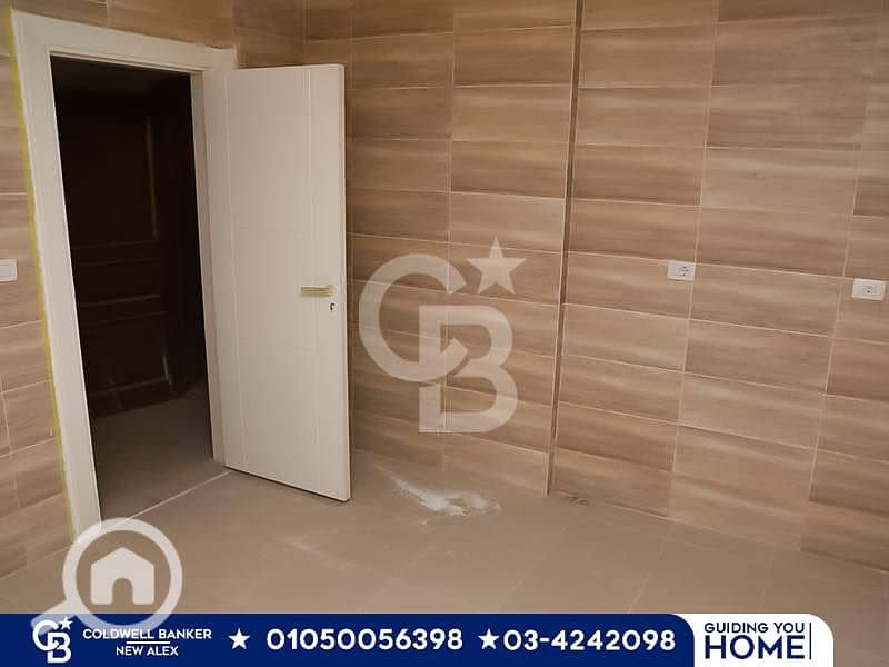 12 494442814_1103230141823619_320673542134363513_n. jpg