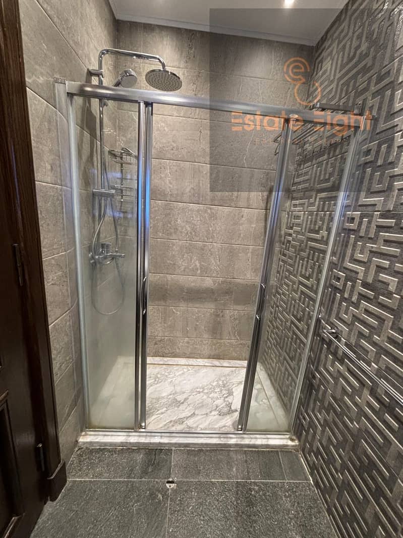 7 bf6a3e19-1fc3-48b9-b898-5a4767dc3075. jpg