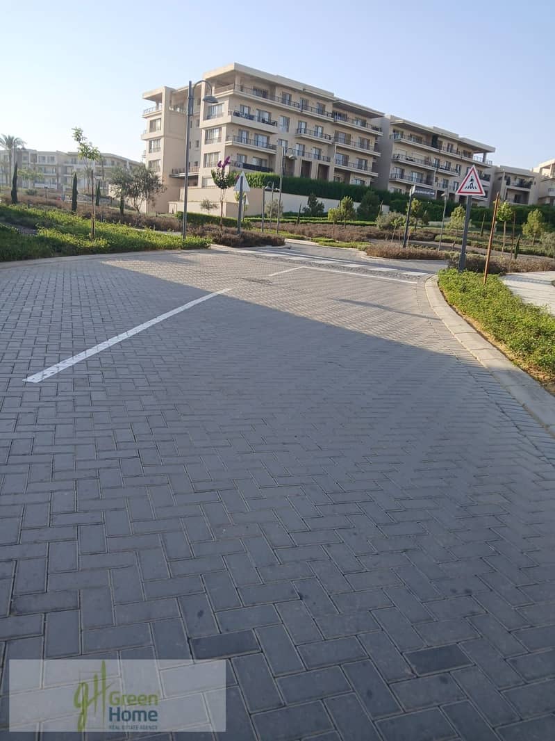 16 55bd35fb-246e-4d60-b8a8-c4703da35c0d. jpg