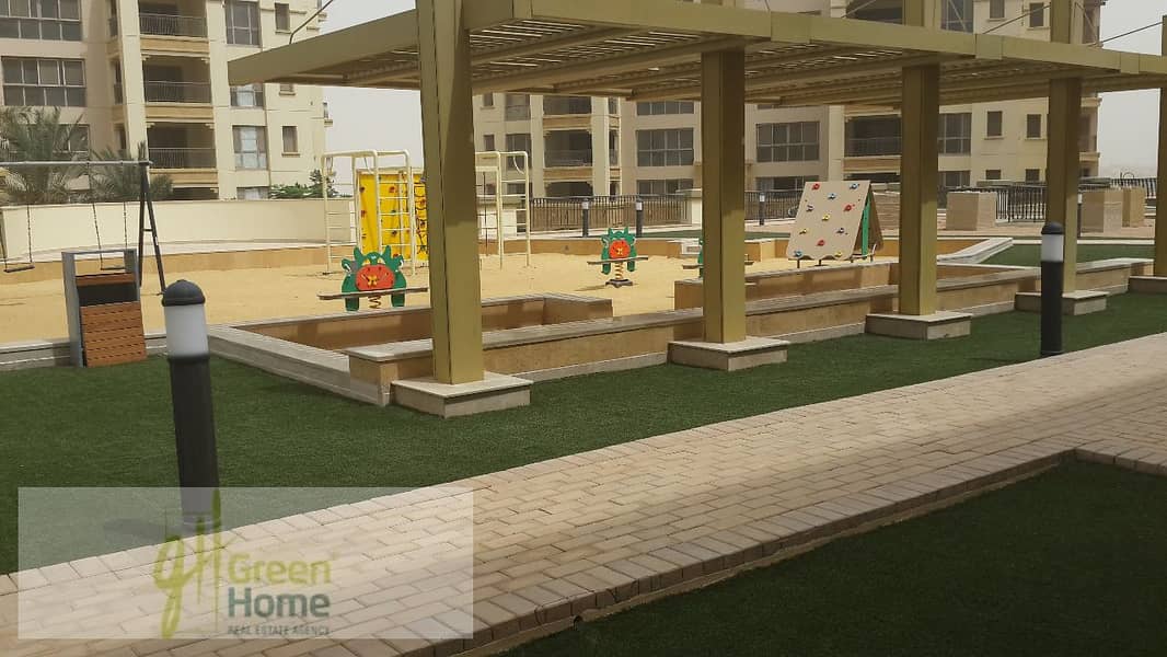 12 03d0a7c0-1f8a-4e6a-8721-8ea5beb366e9. jpg