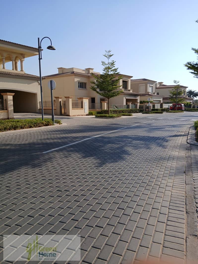 5 e5f58e7c-2eb8-45df-8070-984cb5ffd99e. jpg