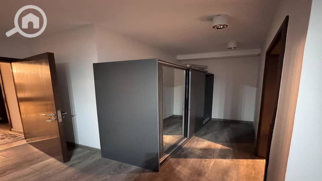 11 WhatsApp Image 2025-12-30 at 11.00. 56 PM_1920x1080. jpg