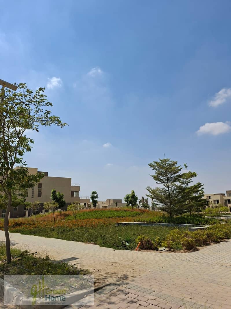 9 WhatsApp Image 2026-01-04 at 22.51. 58 (1). jpeg