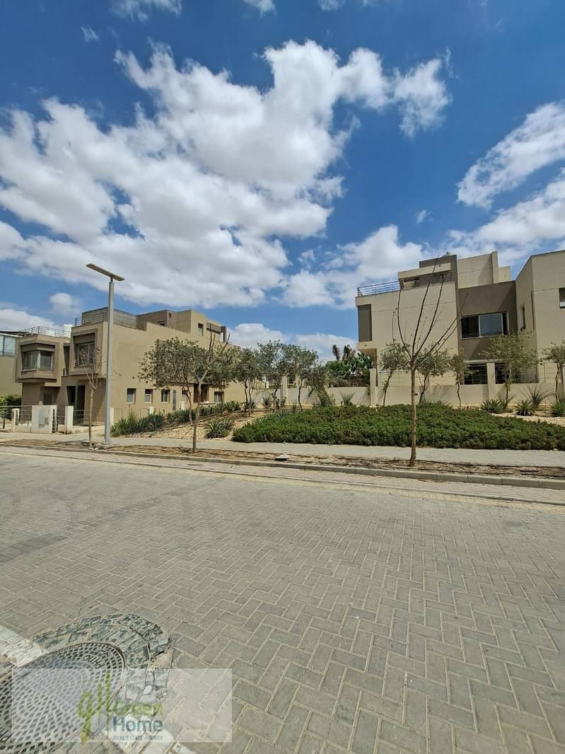 10 WhatsApp Image 2026-01-04 at 22.52. 46 (1). jpeg