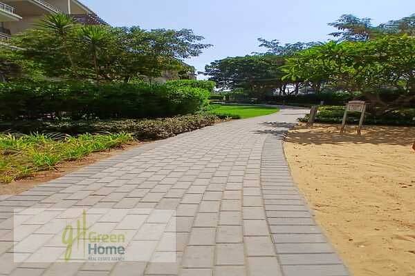 14 177b8284-3880-4a8e-92f7-7db612ba34f6. jpg