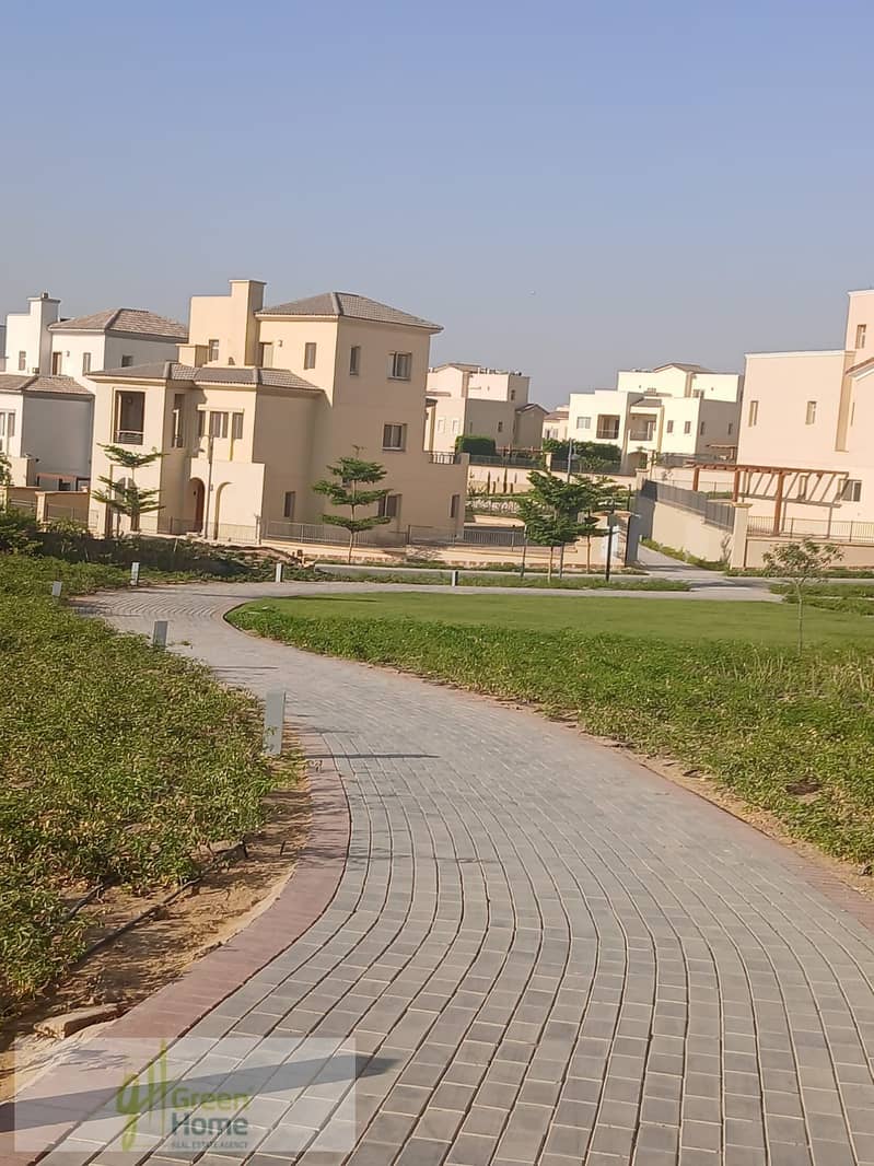 3 06a46419-7bb5-40b7-b9b1-15cbf9fc83d6. jpg