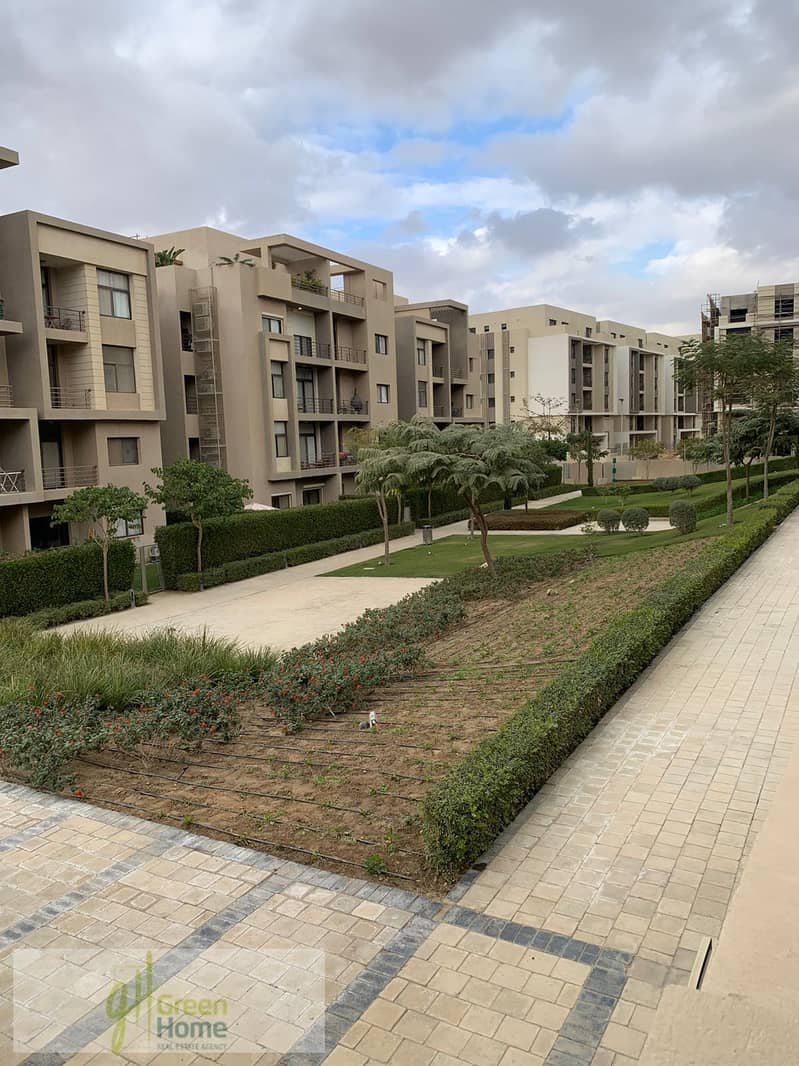 4 76068e9c-045c-4c07-a249-0e3ce67e2472. jpg