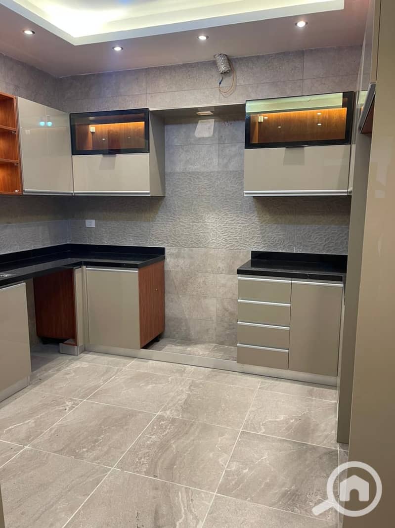 9 629c900f-0107-413d-ac08-f50ca4c3d270. jpg