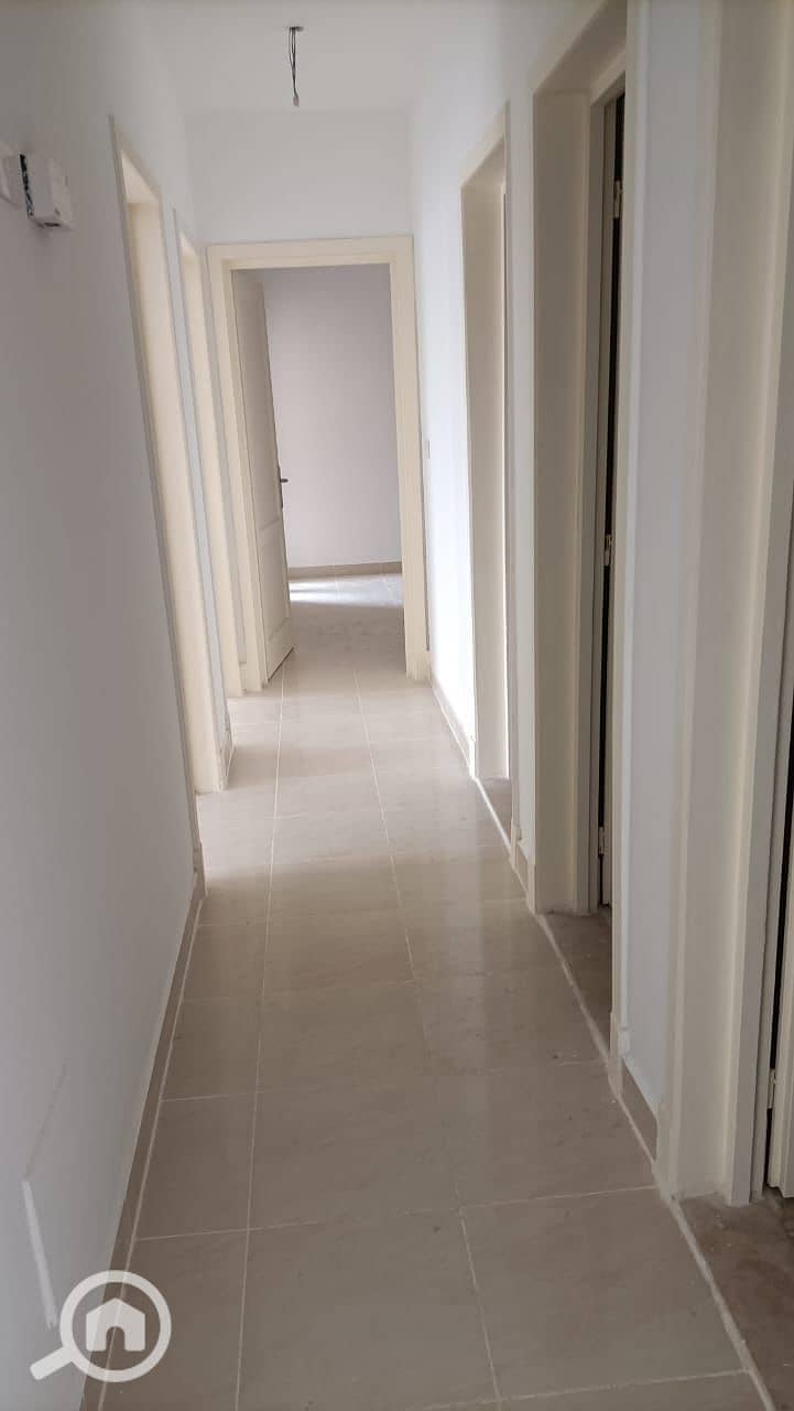 6 10e58099-aefa-4c10-8fc1-275c2c7b180b. jpeg