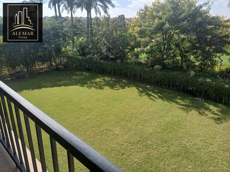 11 de620295-8380-40b0-a423-bf16fa71f6e7. jpg