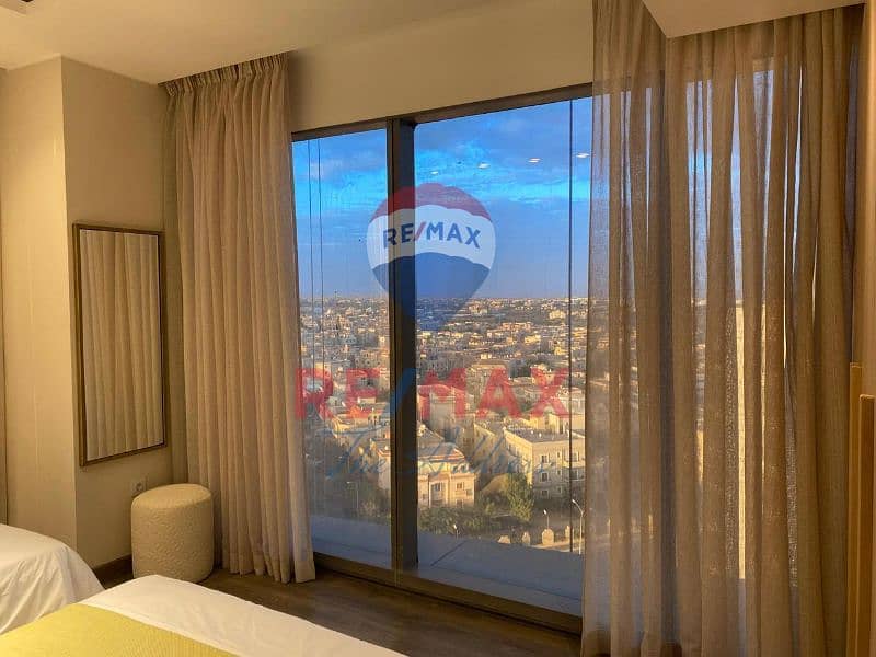 4 28bc2f14-b3e0-42ea-b91d-eda655f5a65a. jpg