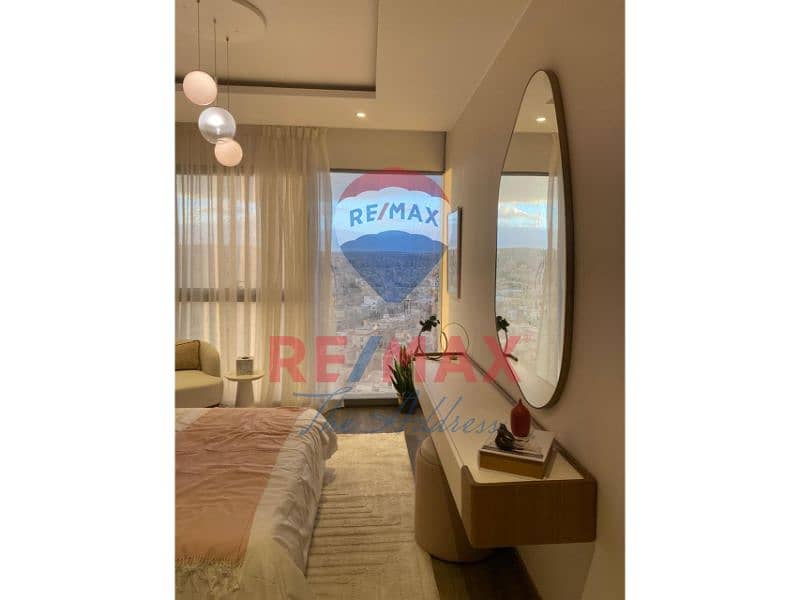 5 047f39be-b4f4-4133-9a46-59116bcfaa7d. jpg