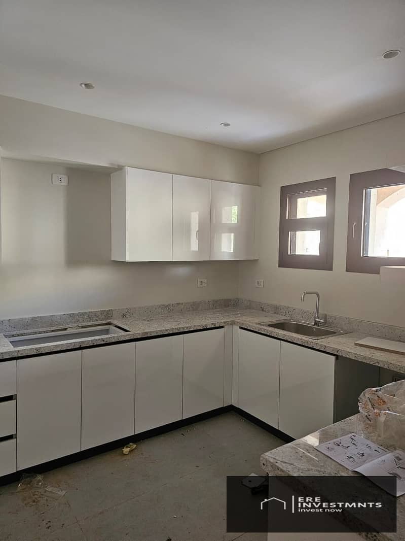 8 0262ccd1-92b7-4176-975e-2cd691acf131. jpg