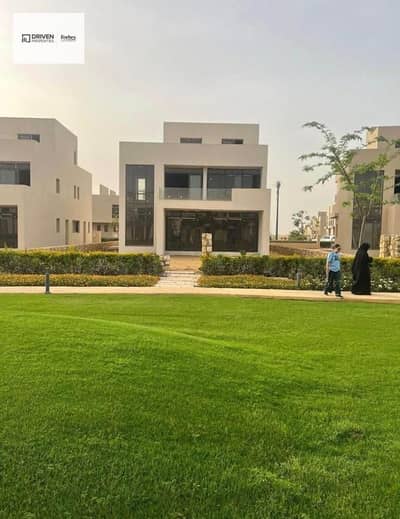 فیلا 4 غرف نوم للبيع في 6 أكتوبر، الجيزة - WhatsApp Image 2025-10-22 at 11.54. 59 AM. jpg