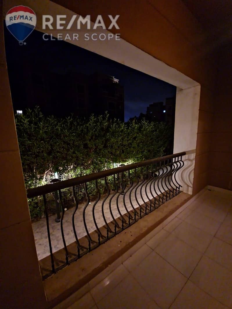 4 5a816439-d664-401d-b635-d0e3d897b755. jpg