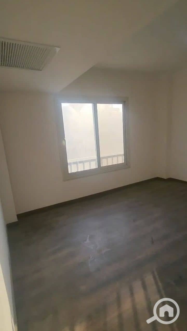 6 WhatsApp Image 2026-01-14 at 13.27. 09. jpeg