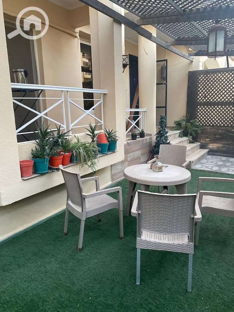 2 21b656c5-f03d-42f2-91c5-a47991f8dc78. jpg