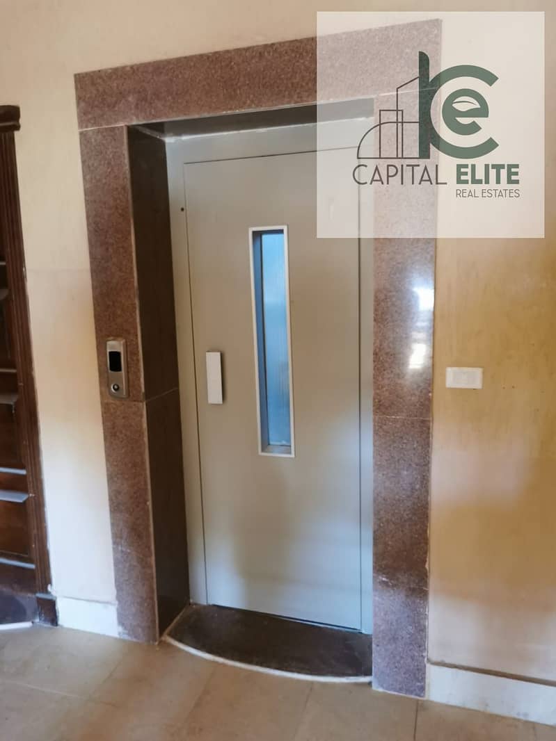 10 42be4804-33ae-441c-b919-0d08eb72431c. jpg