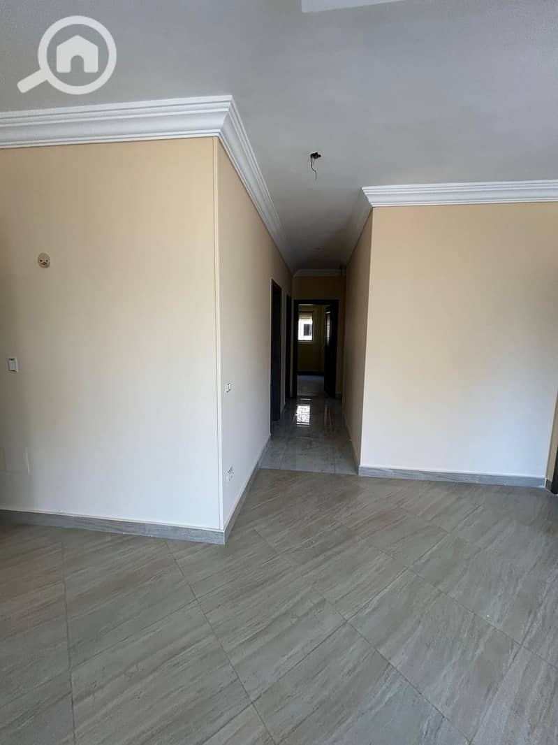 7 64acf465-3e4f-4c86-ba21-2cd4b3ae9310. jpg