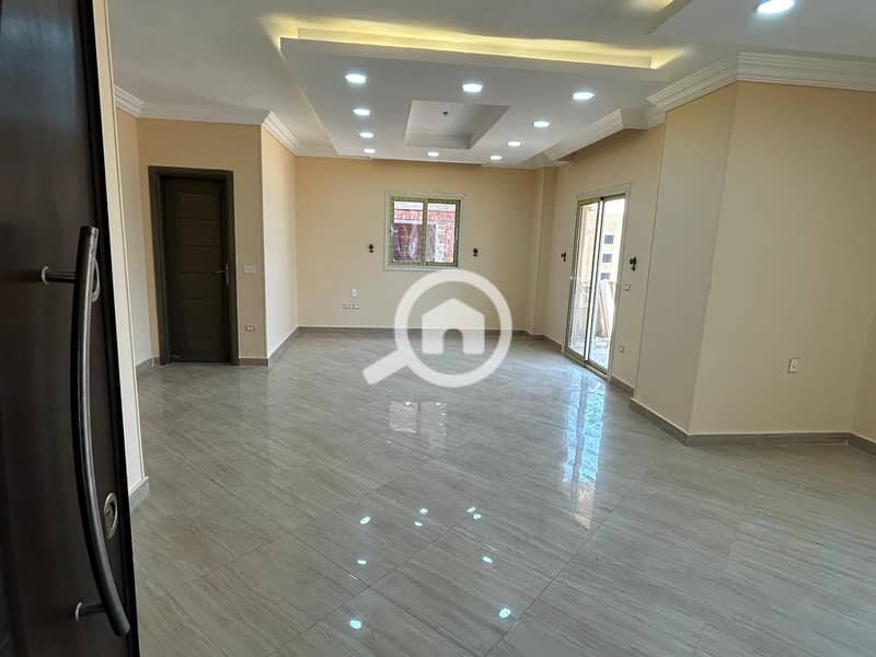 10 852c7157-de98-4dee-a35c-91ad0e2cfbf5. jpg