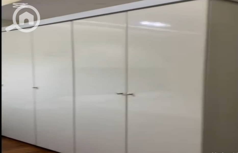 27 52fc6849-2f89-4d90-9e67-c5f39e486702. jpg