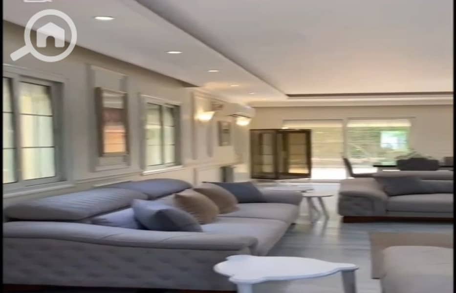 42 a29584d4-8dec-4b21-8bf3-894eb577f5a8. jpg