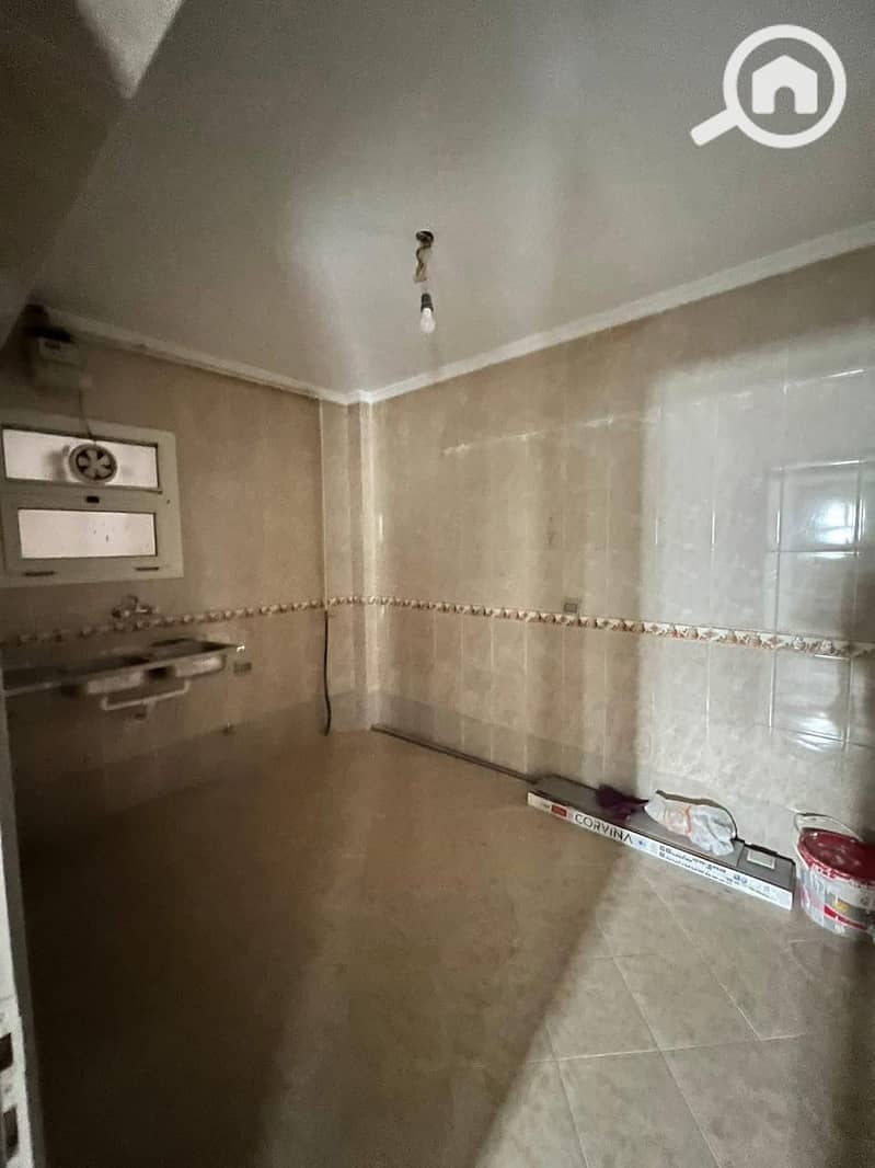 8 1031bf8c-bcc6-40bf-b9b8-3d92907ba33c. jpeg