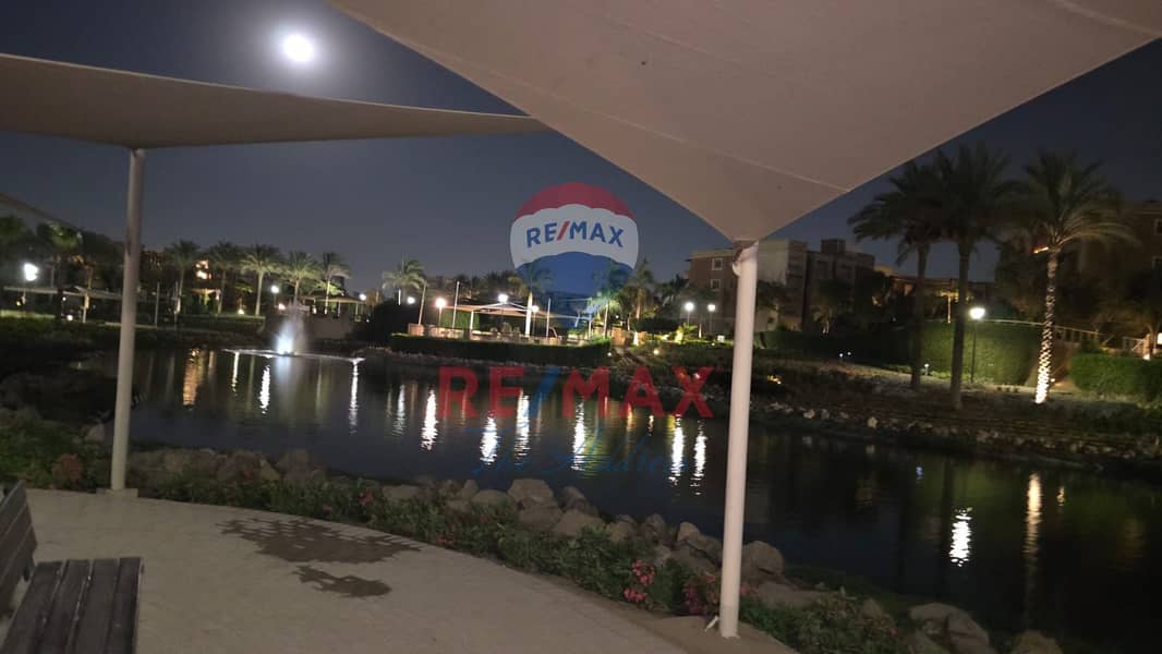 4 59818859-1a12-4104-a475-d23fa6606ed6. jpg