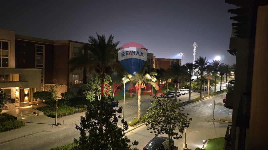 14 24f1b175-1888-47ad-9136-136cfa8b8804. jpg