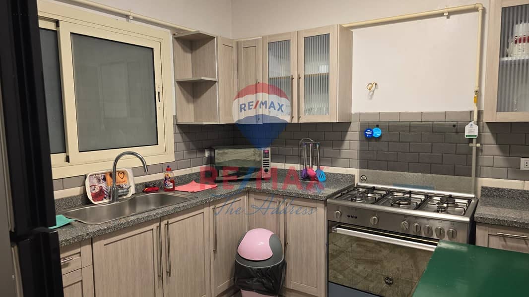 16 302a05bd-9090-4baf-805a-1ee091af0c74. jpg