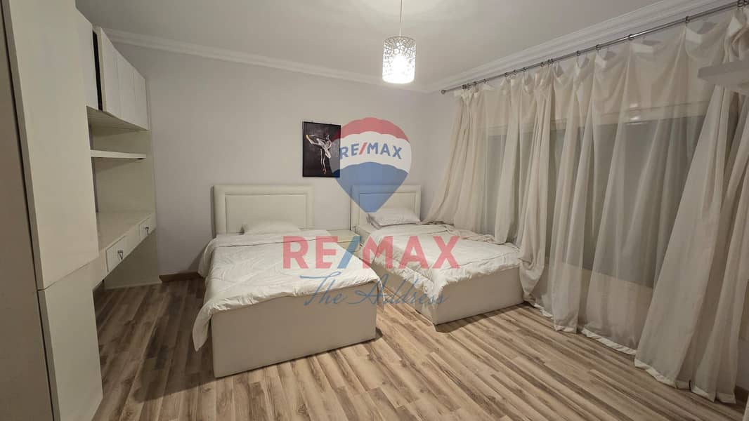 21 ec9daacd-6d36-46fd-9935-c24f5b40997c. jpg