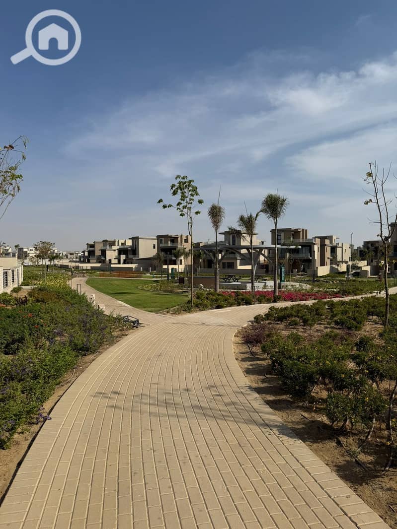 5 ab0dc5ae-38ae-4338-b93b-322d88e51324. jpeg