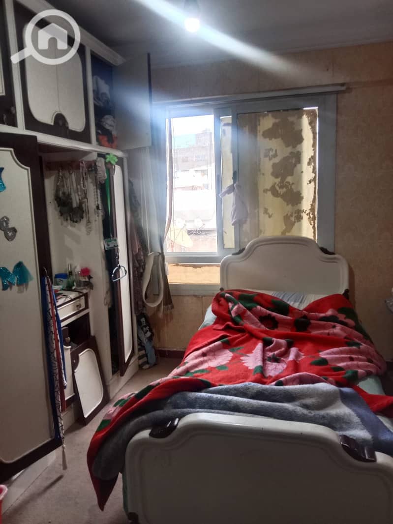 5 eaa29a7d-869e-49c8-8f89-663543cce63d. jpg