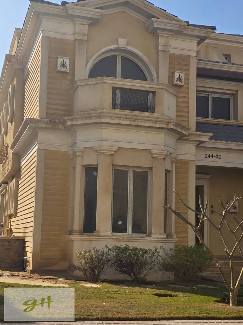 14 1f2258aa-d637-48d3-b44e-05d95d4b85a0. jpg