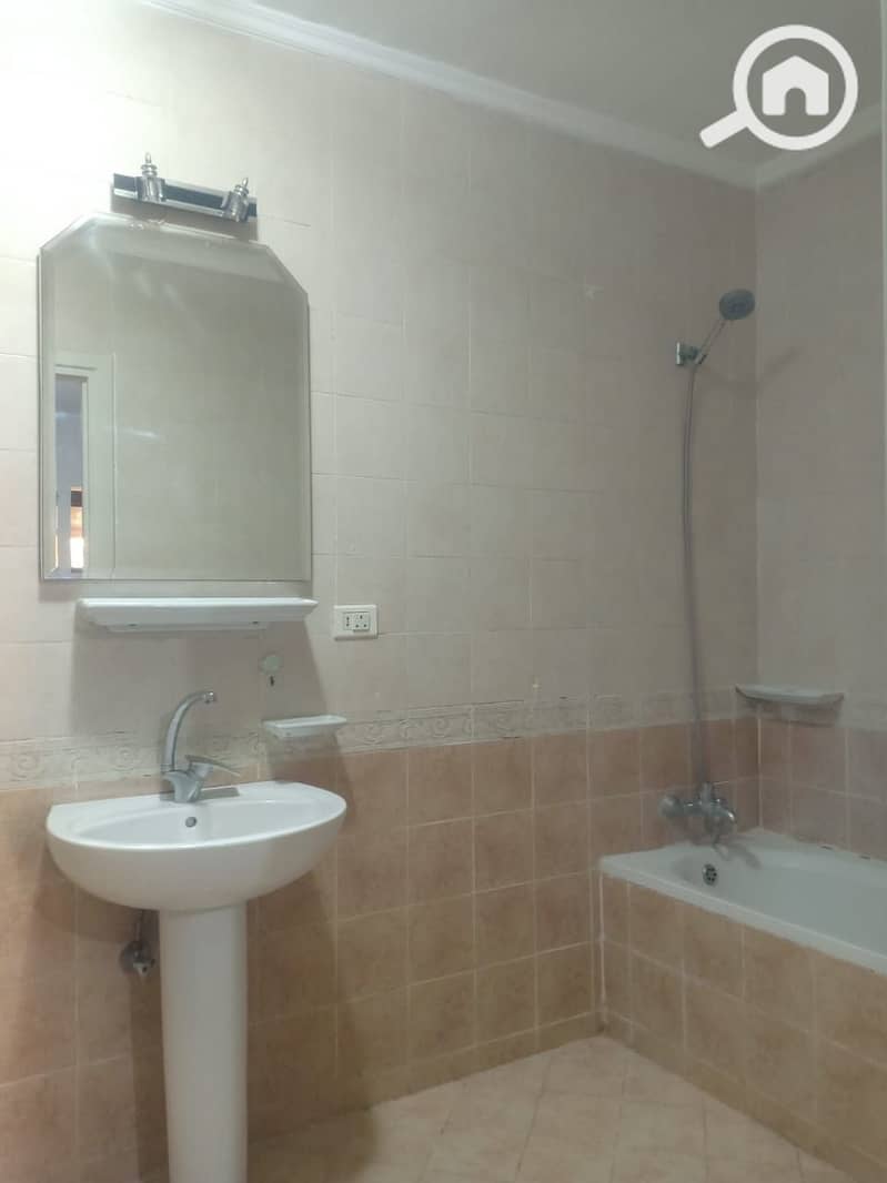 6 7c1f82d5-0ec4-4122-8445-ab58d2e67f5e. jpeg