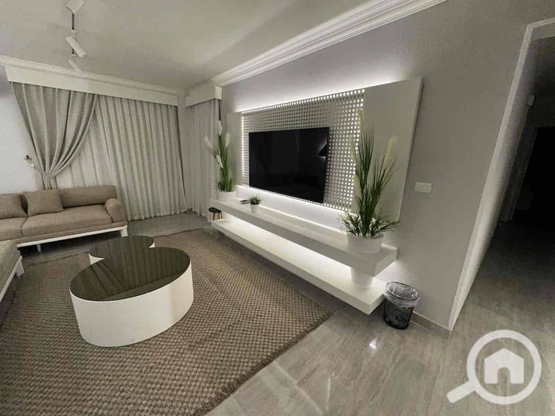 2 eba1fbb6-ac12-4c89-9f43-0d0f786a0e54. jpg