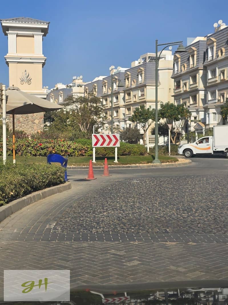 3 3d703a57-8efe-48bc-99df-7d291f7128a4. jpg