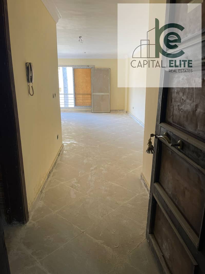 15 efcc7746-9983-4b23-8426-08ea37bdee95. jpg