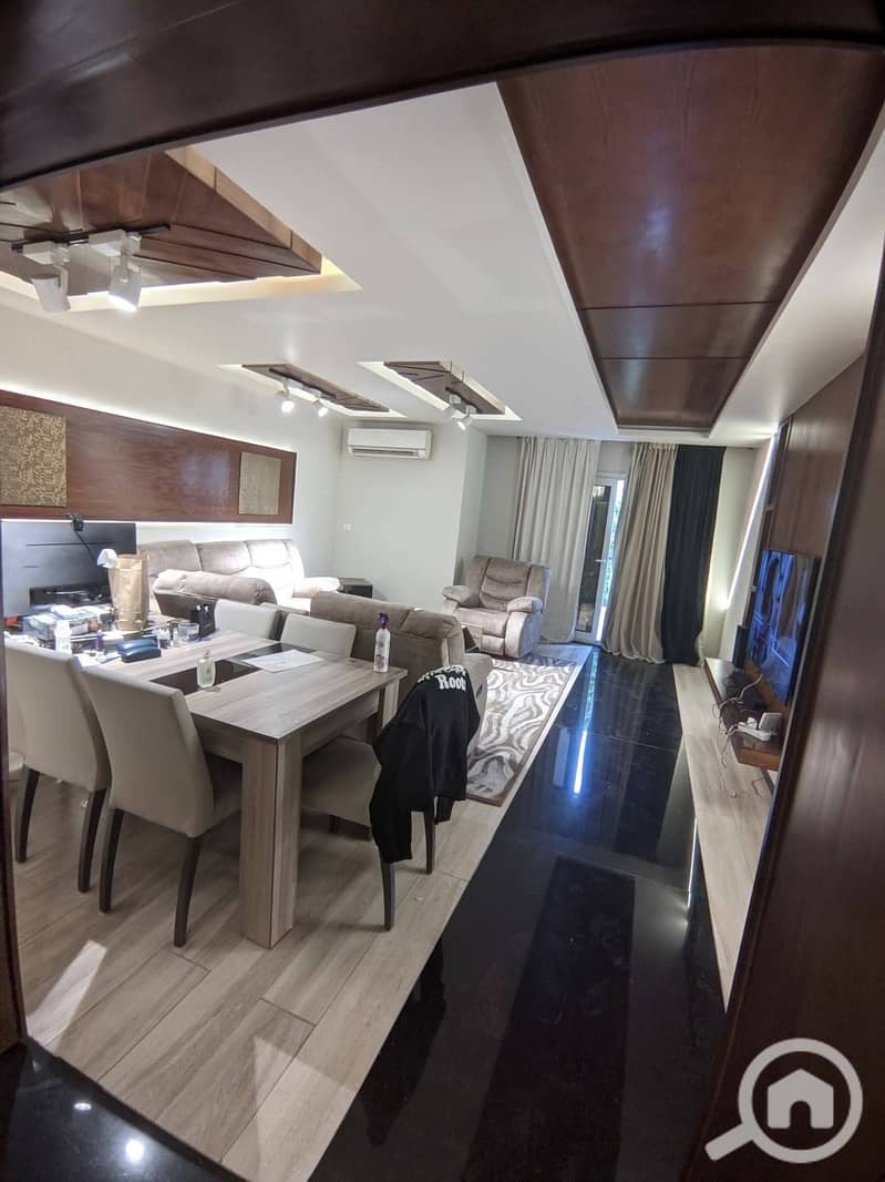 2 a2aedd79-986e-4d64-a3e9-38d901ee98af. jpeg