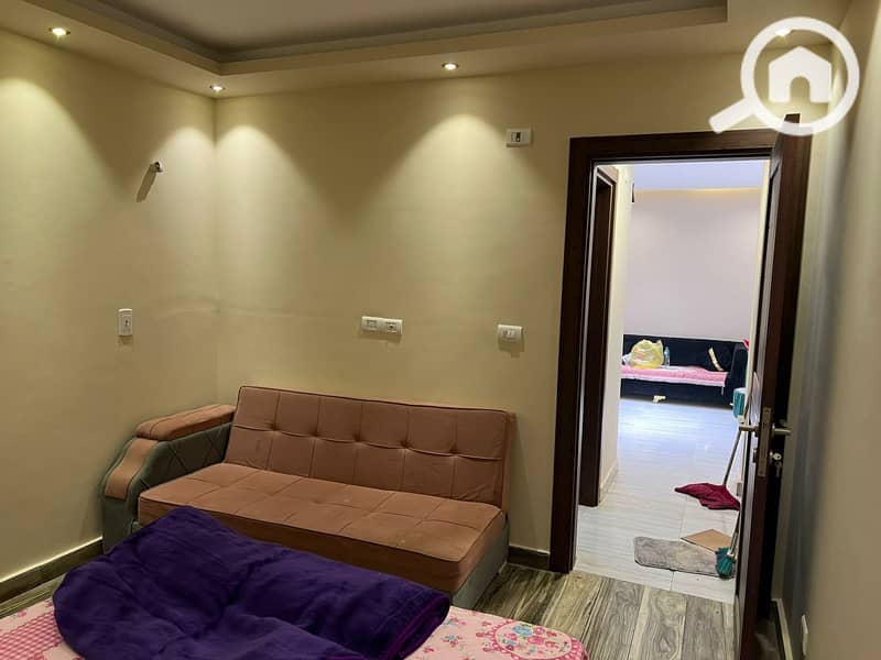 18 e34a6d16-6437-45d0-a7c8-60676f611904. jpg