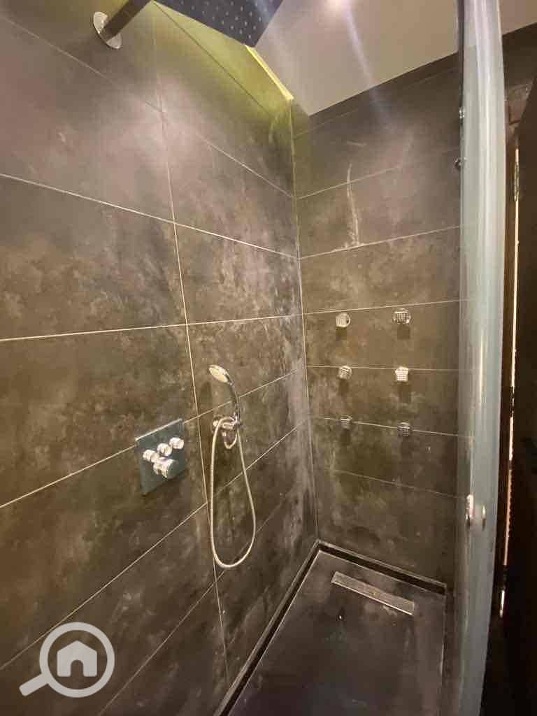 11 9bb20176-2938-4728-b3c5-2ec6c3aca2d8. jpg