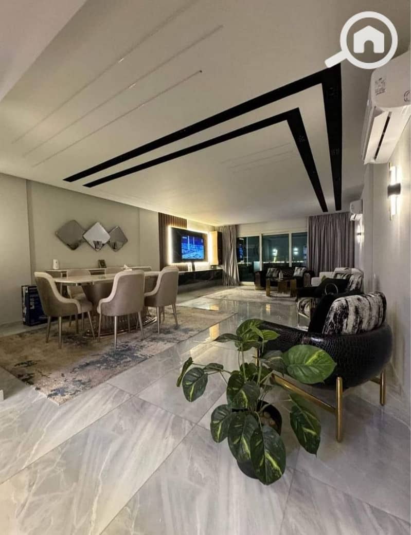 12 605468210_122242249070059712_8079303111547084900_n. jpg